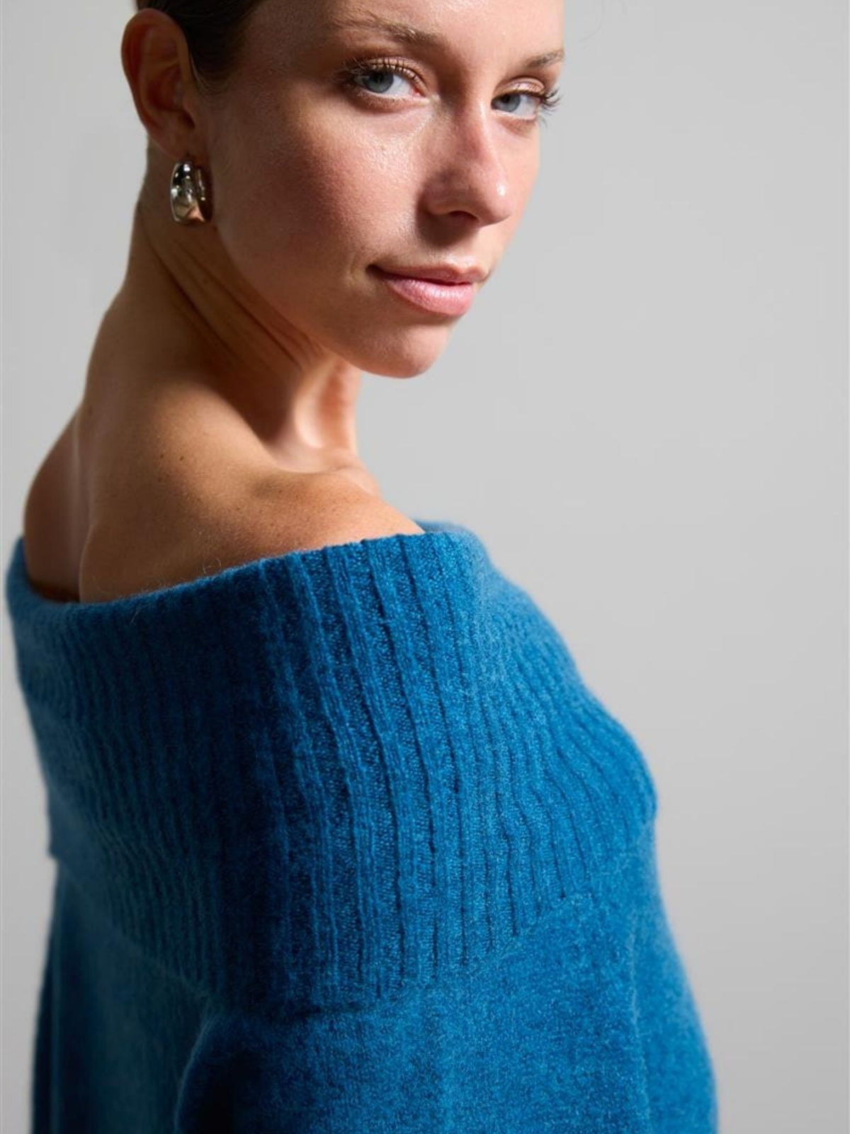 Pull Donna KAOS - 3