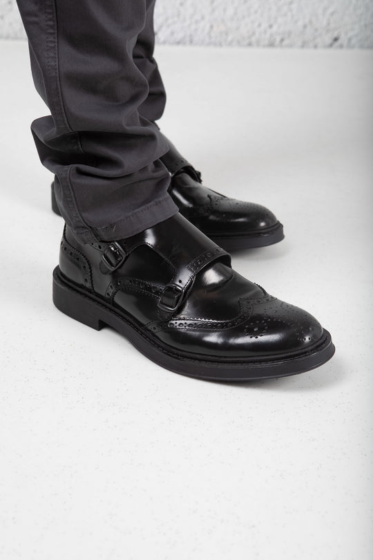 +2 Plus Two Men's Black Dovetail Shoe