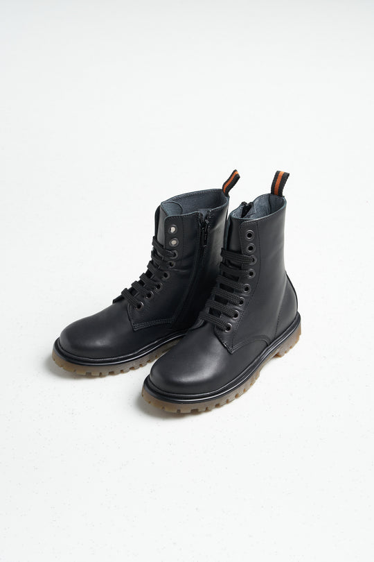 Barque Amphibian Transparent Bottom Black Girl